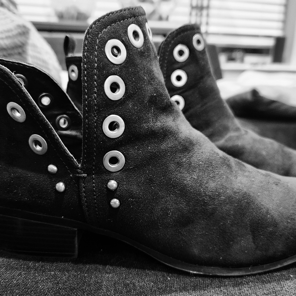 Circus by Sam- Edelman Grommet Detailed Booties 7.5